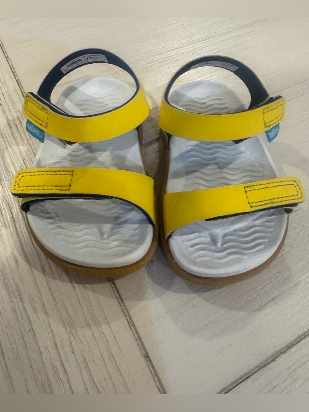 Native Toddler 5T Yellow and Blue Velcro Charley Sandals Size C5 - Picture 2 of 6